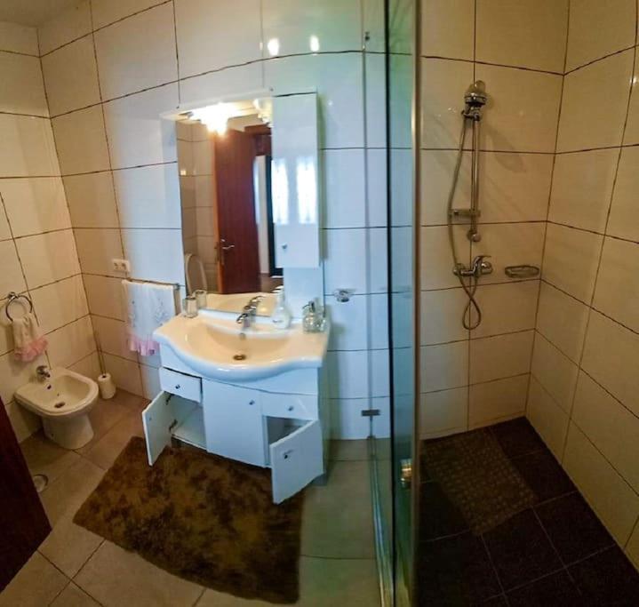The Funny And Relax Apartment With Terrace & View Arco da Calheta  Zewnętrze zdjęcie