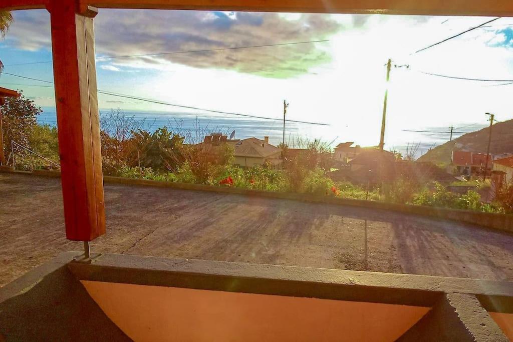 The Funny And Relax Apartment With Terrace & View Arco da Calheta  Zewnętrze zdjęcie